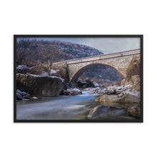 Load image into Gallery viewer, Time freezed - framed poster
